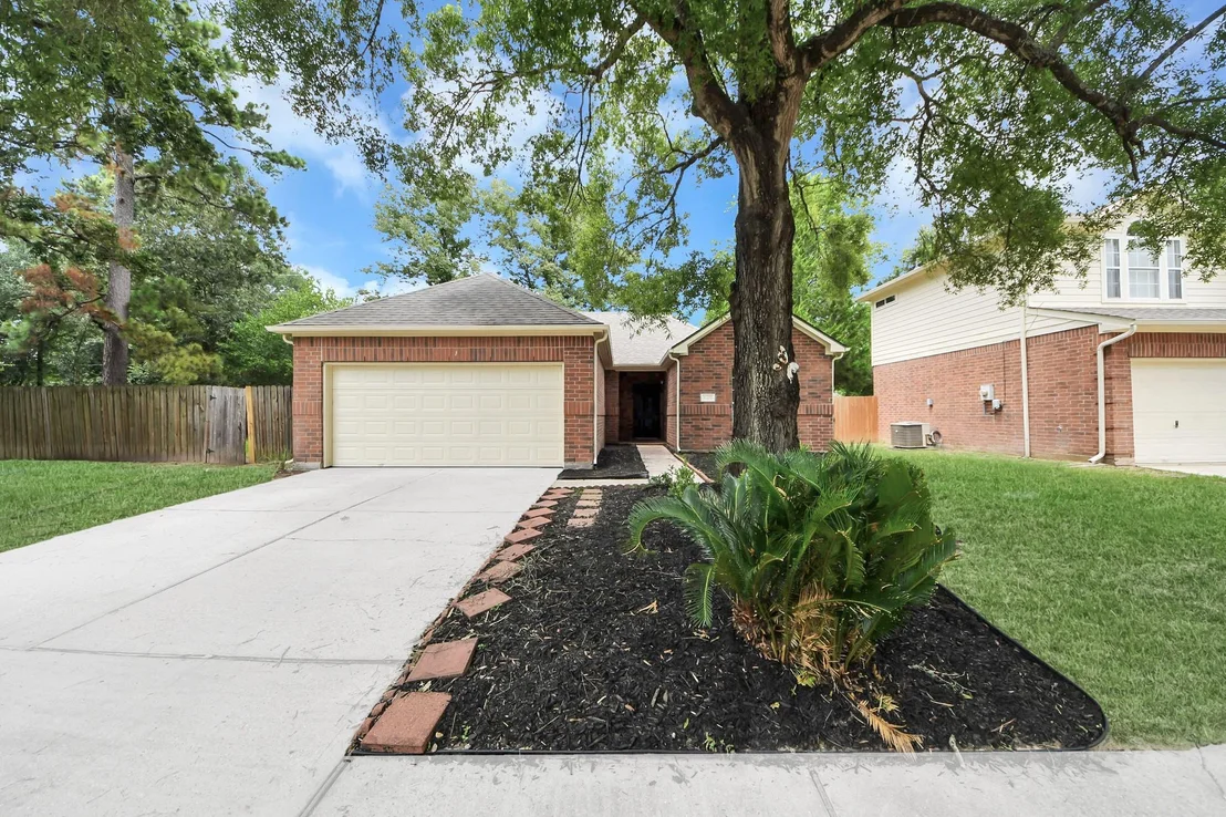 Photo of 5327 Rivergate Drive