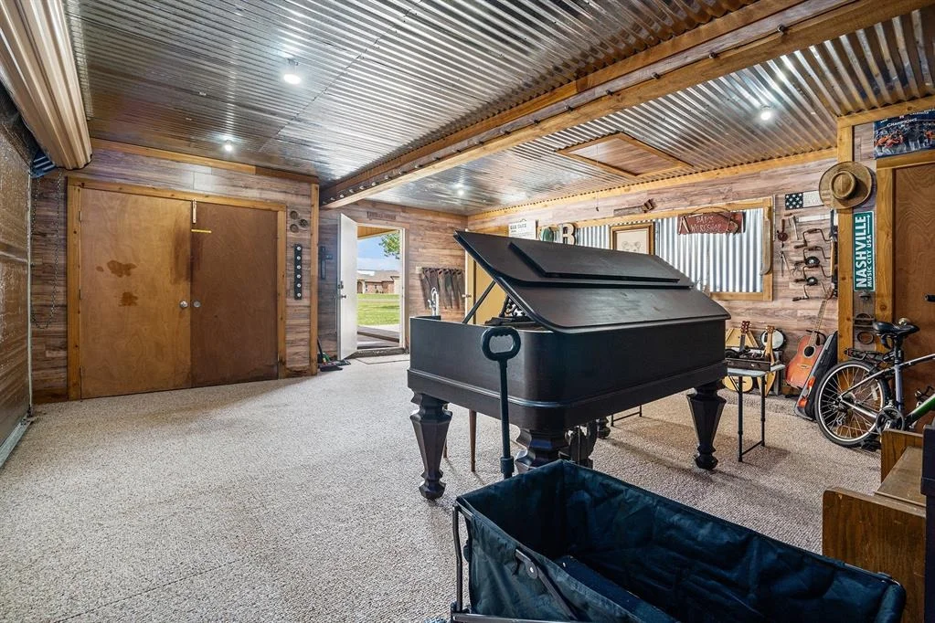 Photo of 4206 Lawrence Road
