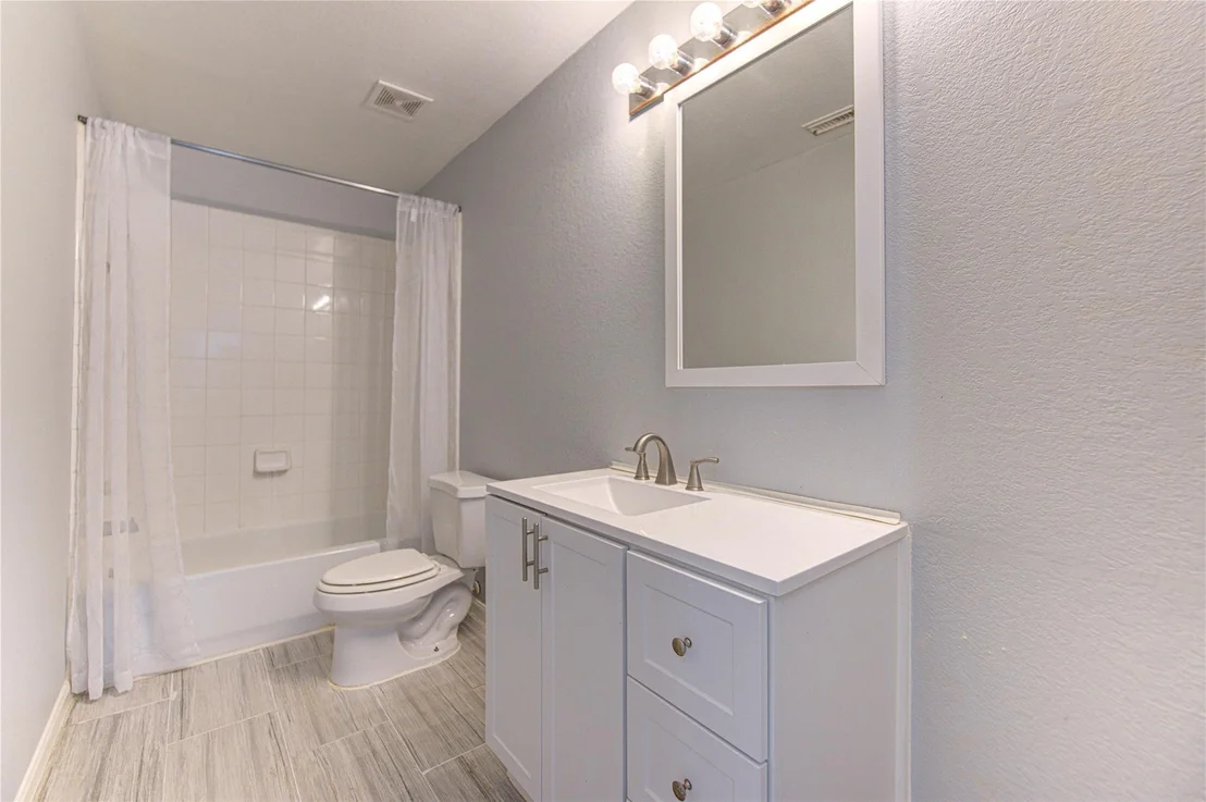 Photo of 22919 Twisting Maple Court