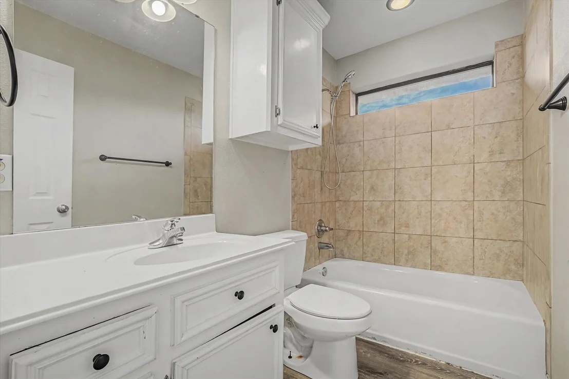 Photo of 1015 Cardinal Drive