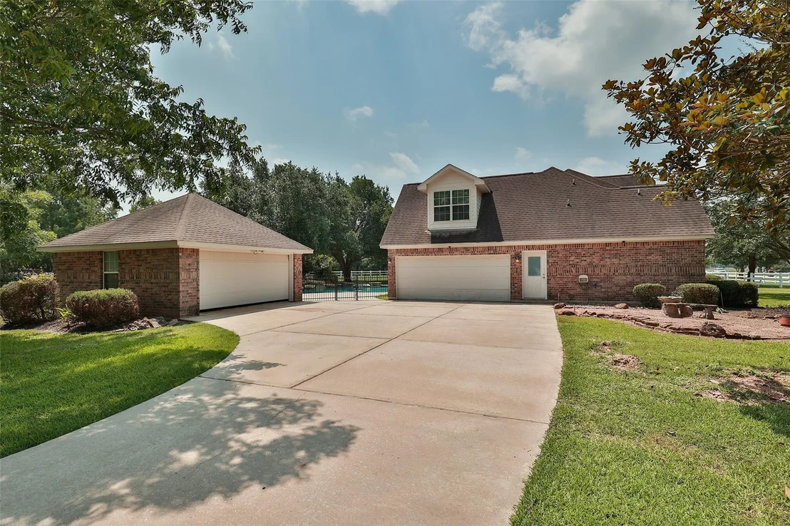 Photo of 19907 Stone Lake Circle
