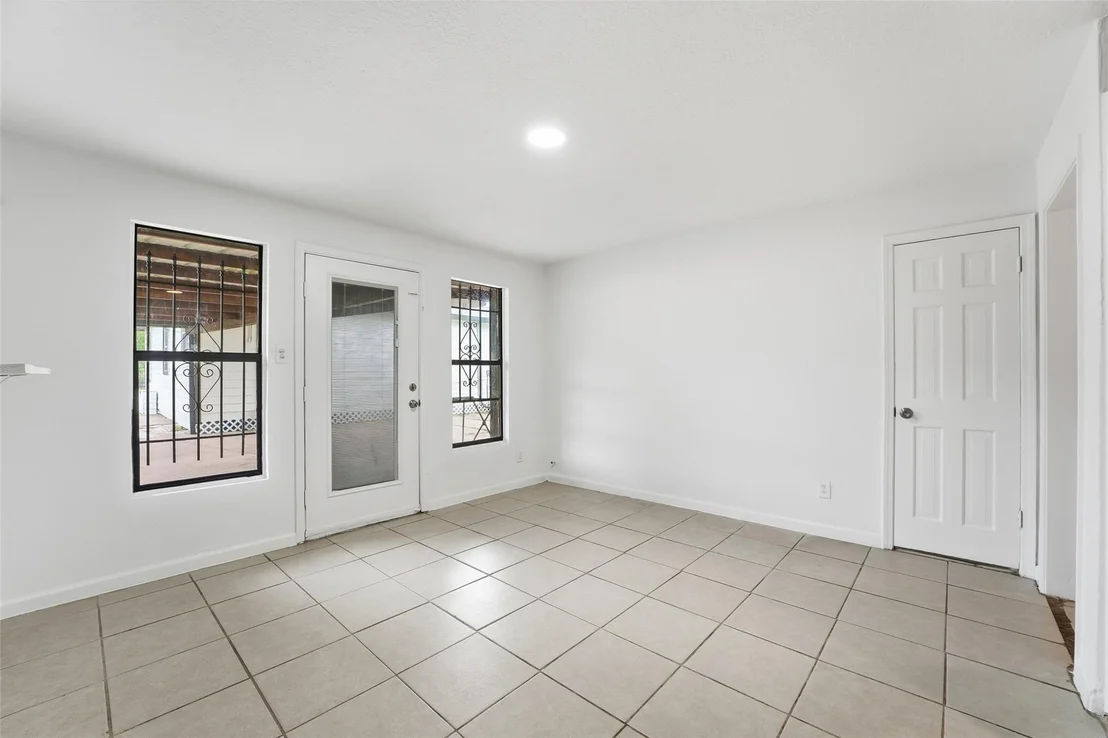 Photo of 2914 Folger Street