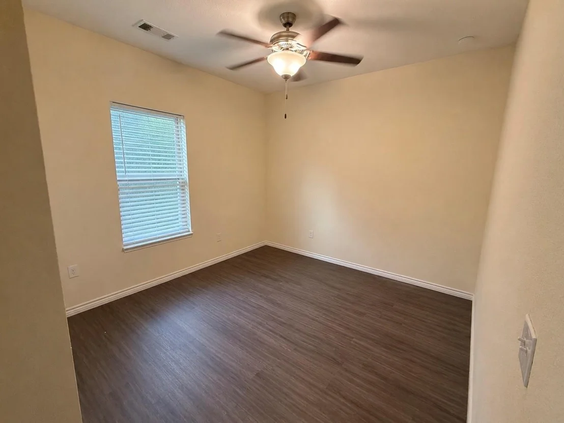 Photo of 404 Gordon Drive