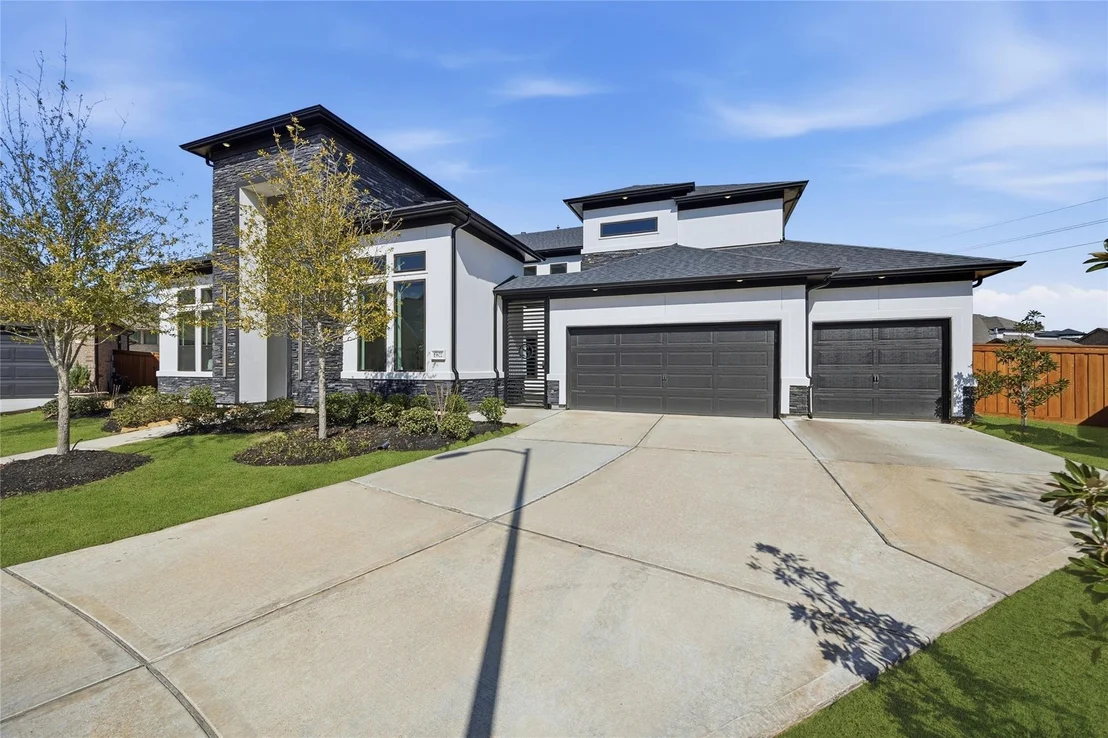 Photo of 13822 Friarstone Pointe Drive
