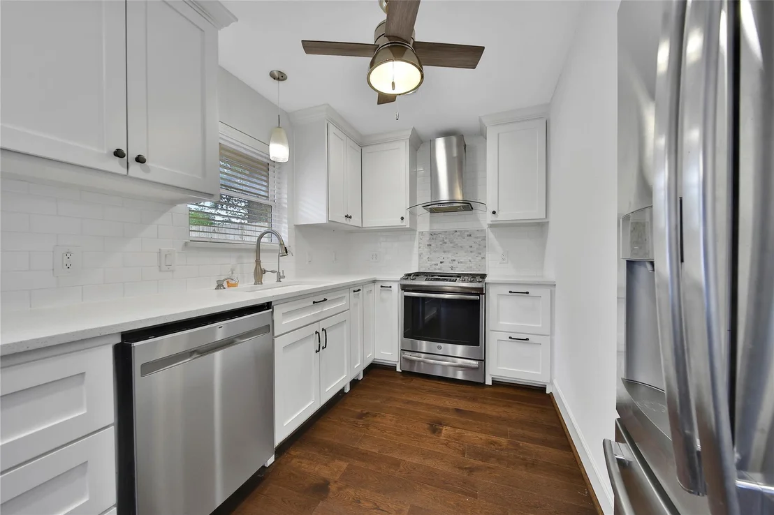 Photo of 995 Curtin Street