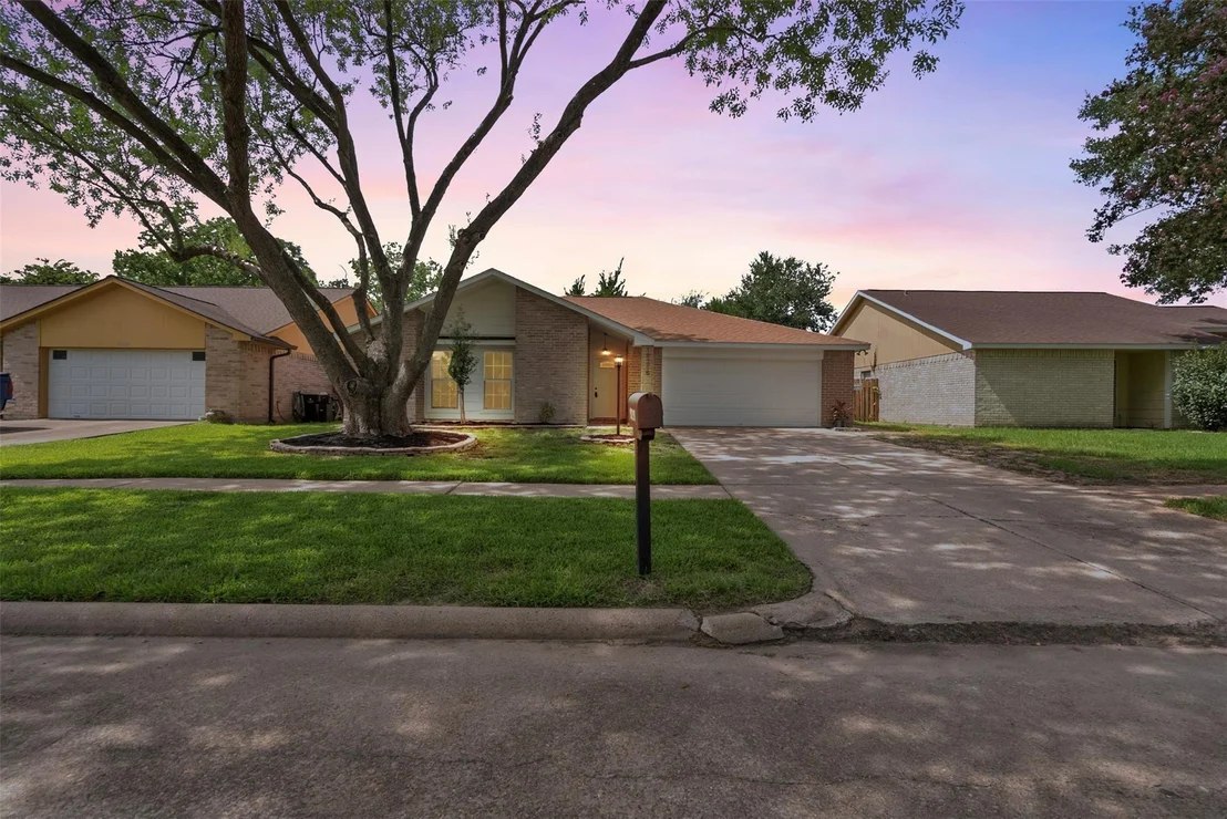 Photo of 19218 Cypress Harbor Drive