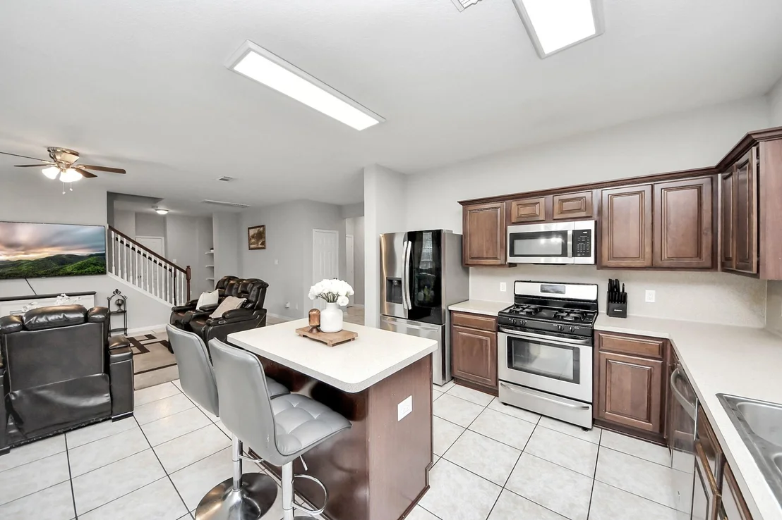Photo of 1315 Chalk Rock Drive