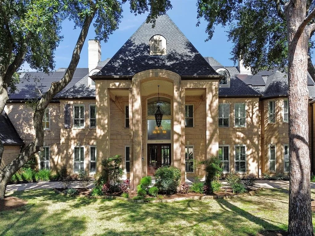 Photo of 20006 Ambervine Circle