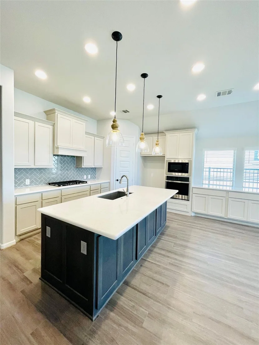 Photo of 669 Cape Capri Drive