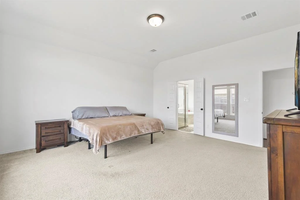 Photo of 23014 Blackstone Park Road
