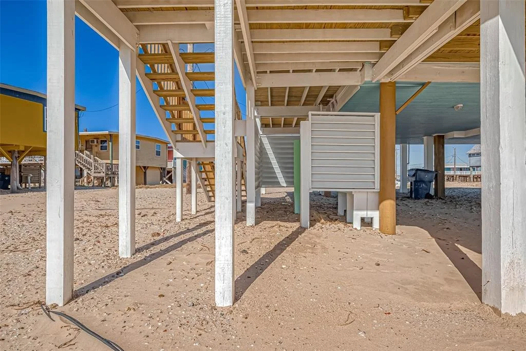 Photo of 1115 White Cap Drive