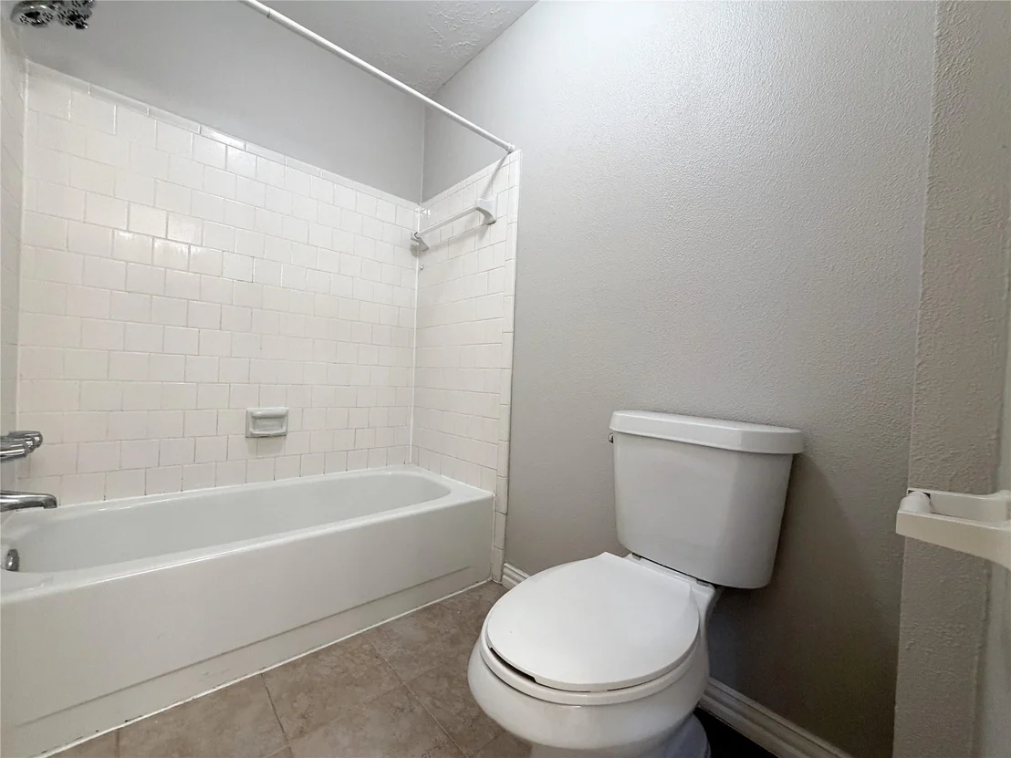 Photo of 16206 Indian Mill Drive