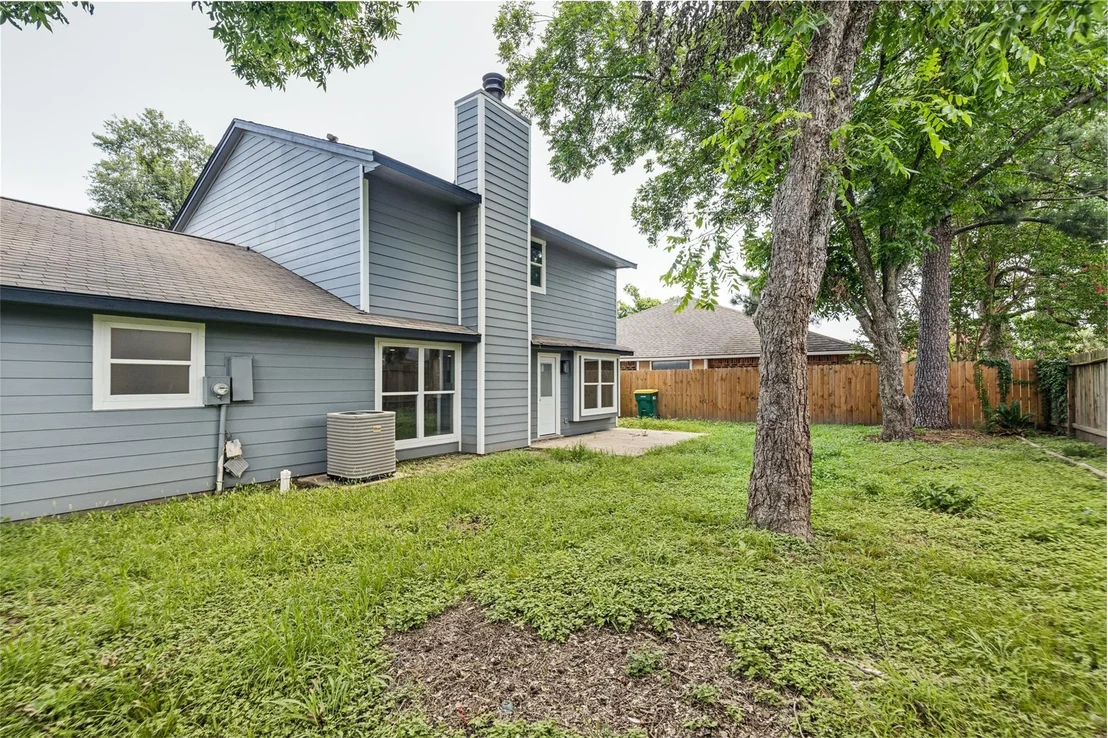 Photo of 5831 Fair Forest Drive