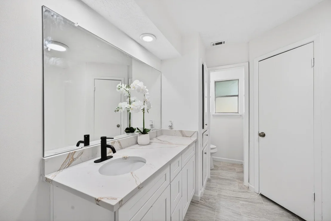 Photo of 24106 Spring Mill Lane