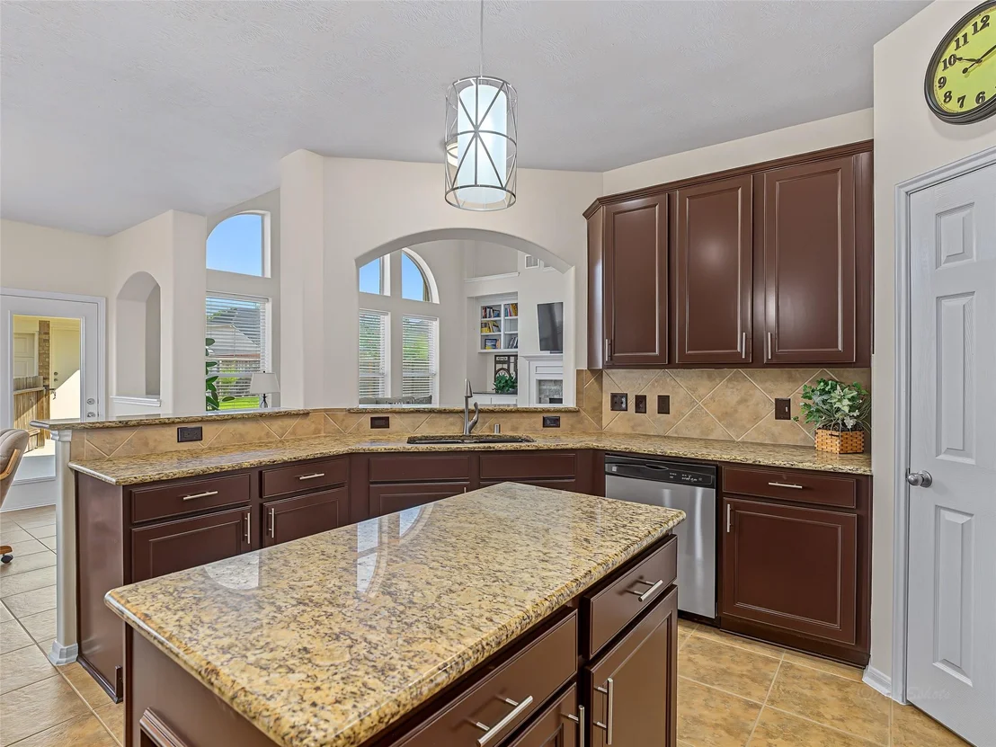 Photo of 2210 Fox Path