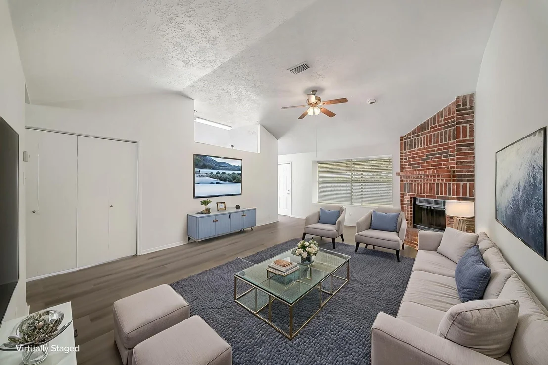 Photo of 16897 Blue Jay Street