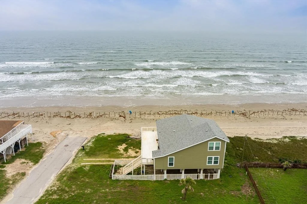 Photo of 12802 Bermuda Beach Drive