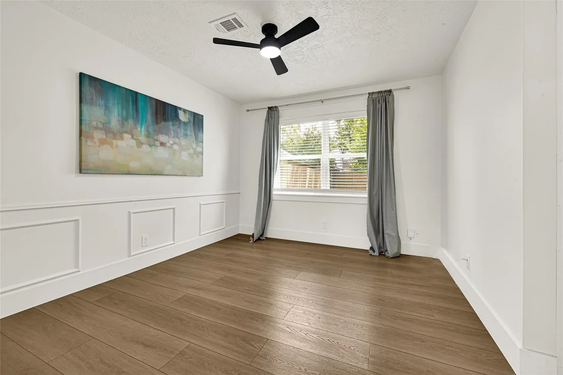 Photo of 723 Loire Lane