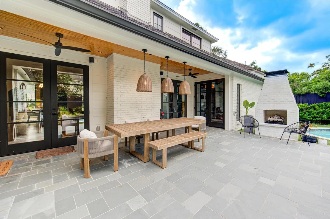 Photo of 1002 Daria Drive