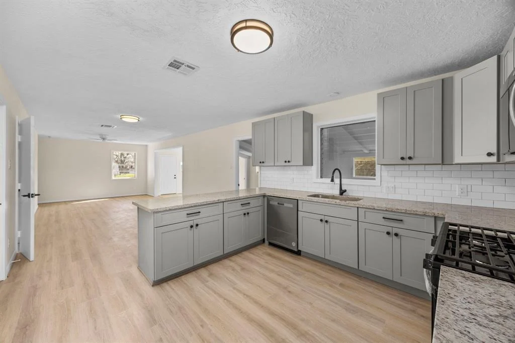 Photo of 203 Allendale Road