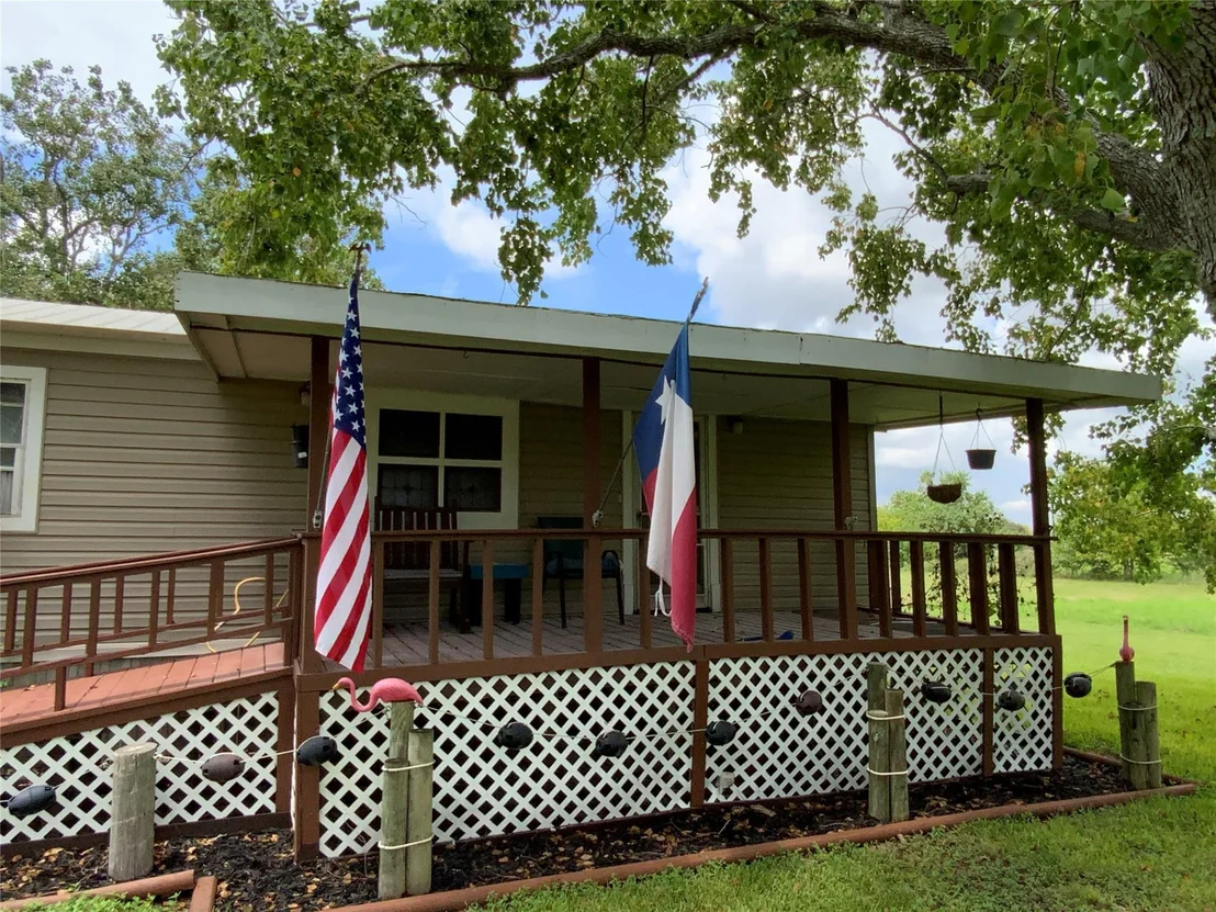 Photo of 160 Tupelo S