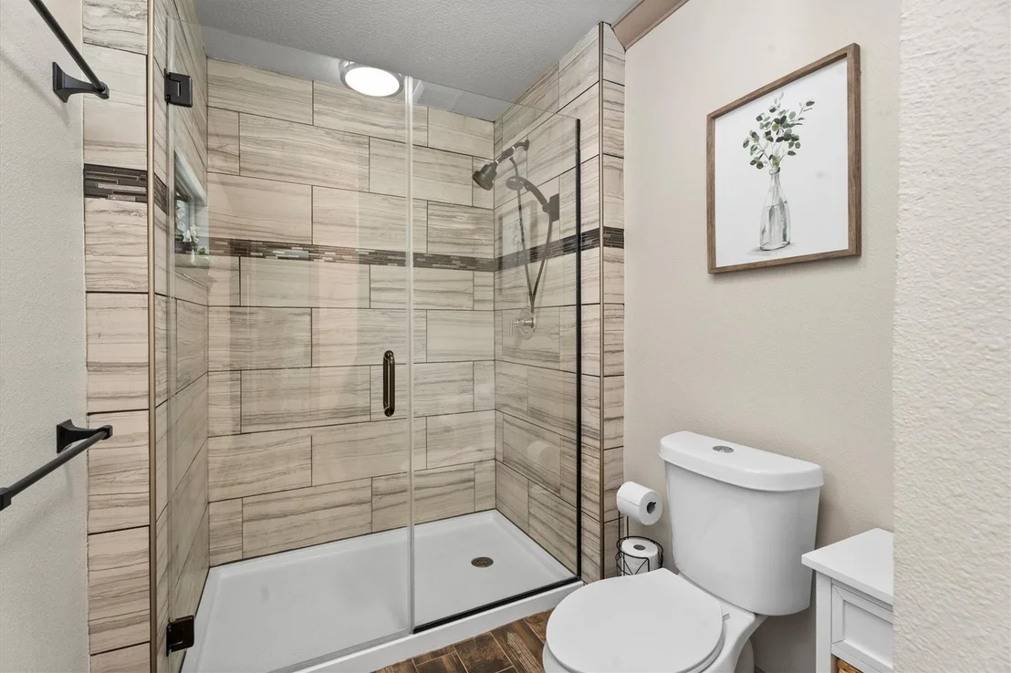 Photo of 1512 Glen Oaks Drive