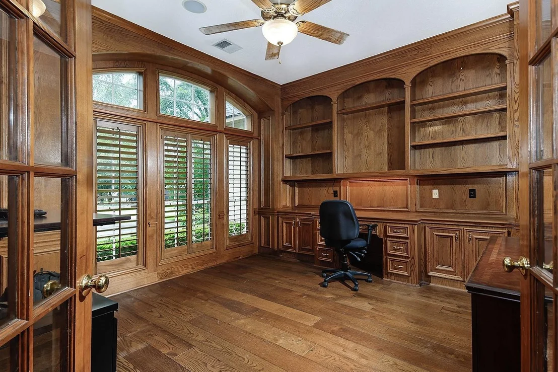 Photo of 23 Hillock Woods