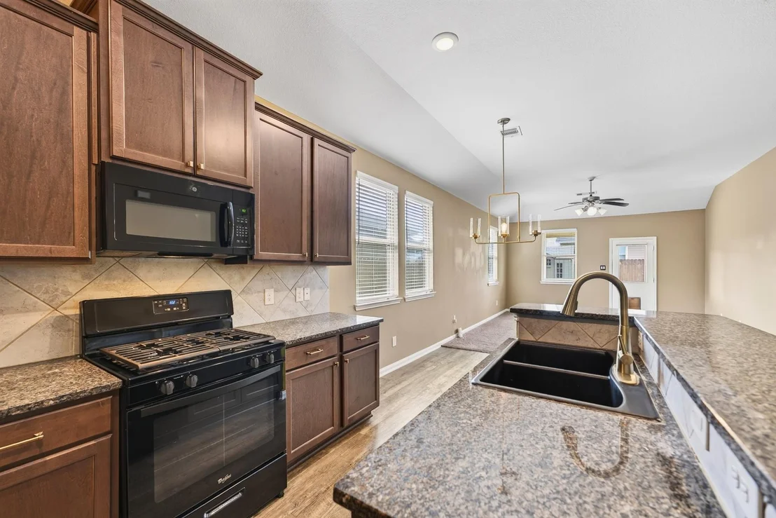 Photo of 14465 Weir Creek Road