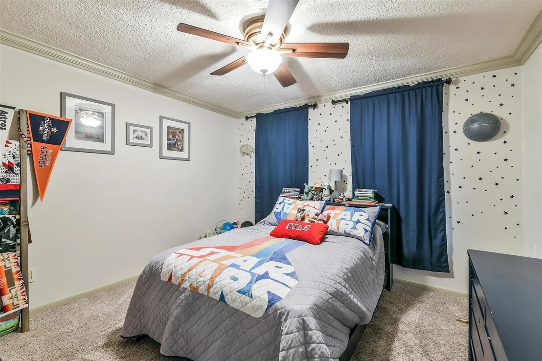 Photo of 3823 Elmcrest Drive