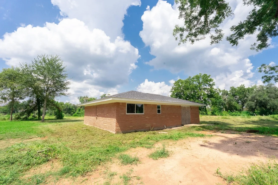 Photo of 251 Smilie Road