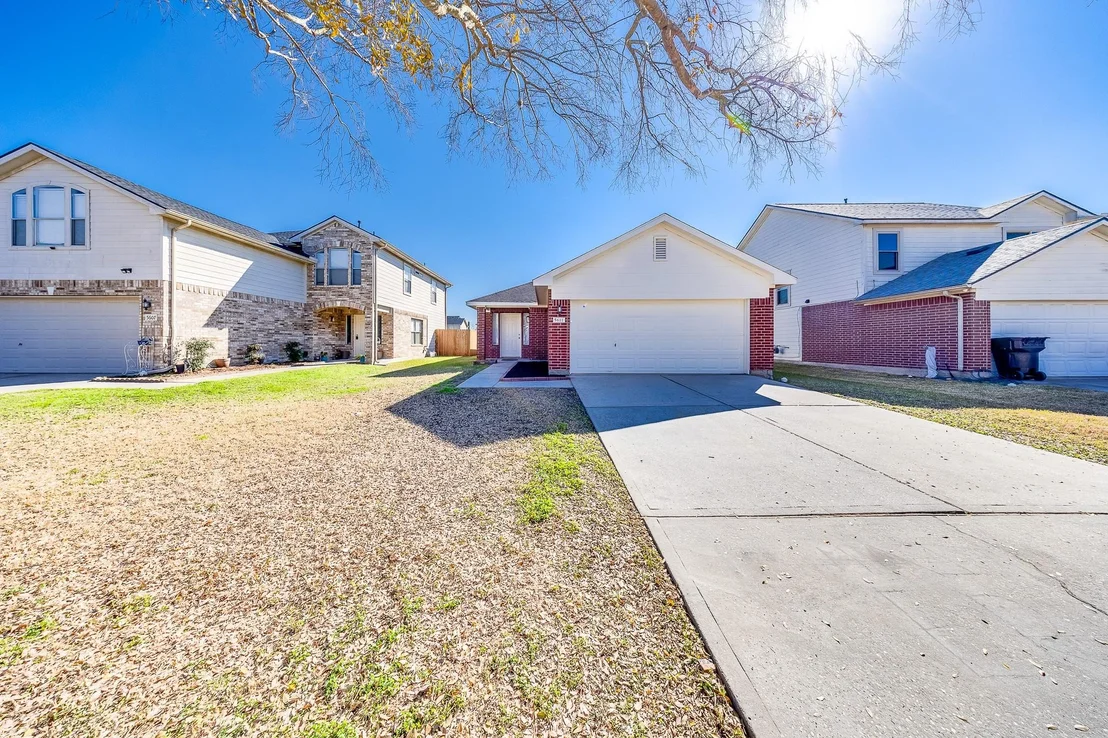Photo of 5611 Tidewater Drive