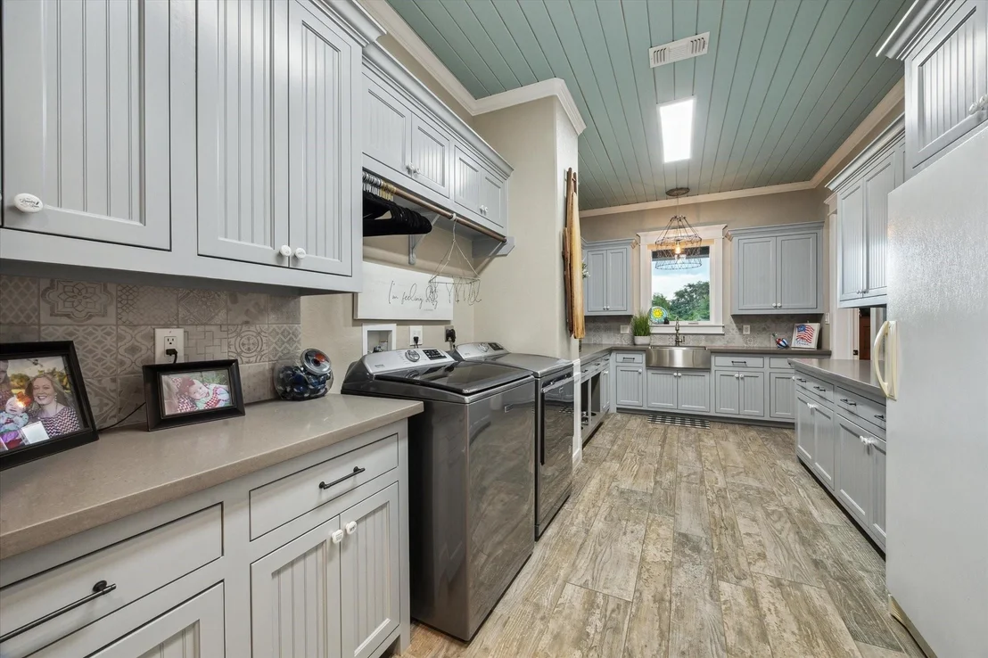 Photo of 1255 Bronco Trail