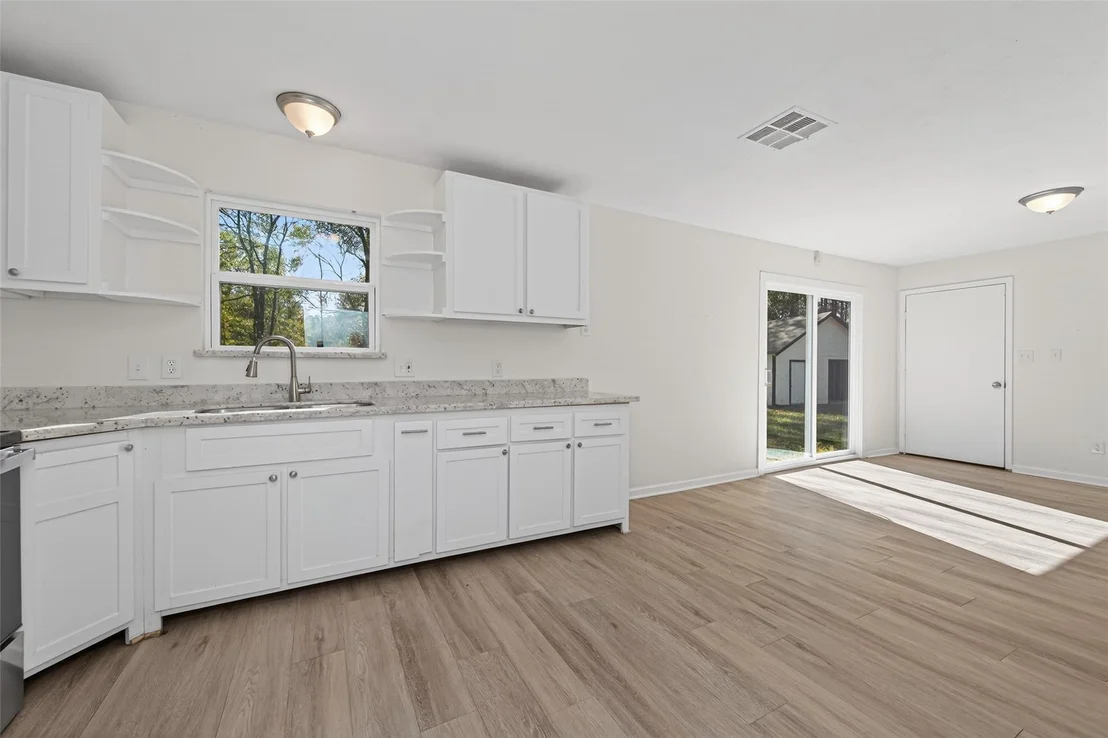 Photo of 170 Walter Drive