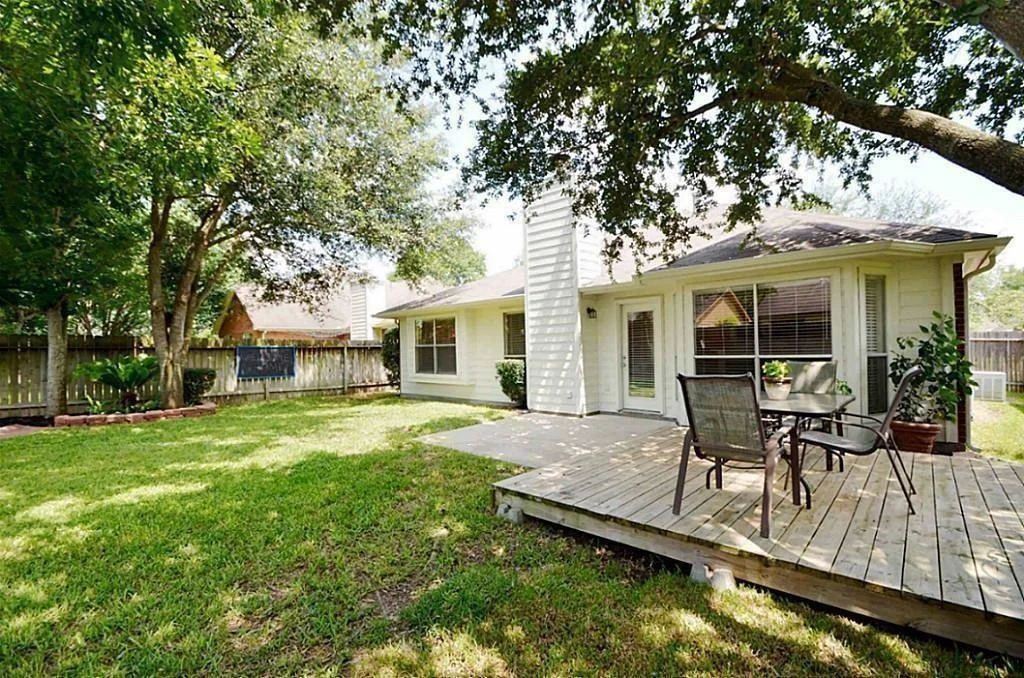 Photo of 21047 Carmel Valley Drive