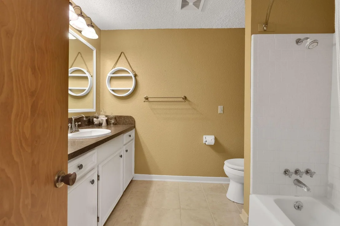 Photo of 142 Villa Way