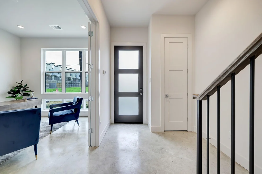 Photo of 2105 Emancipation Avenue