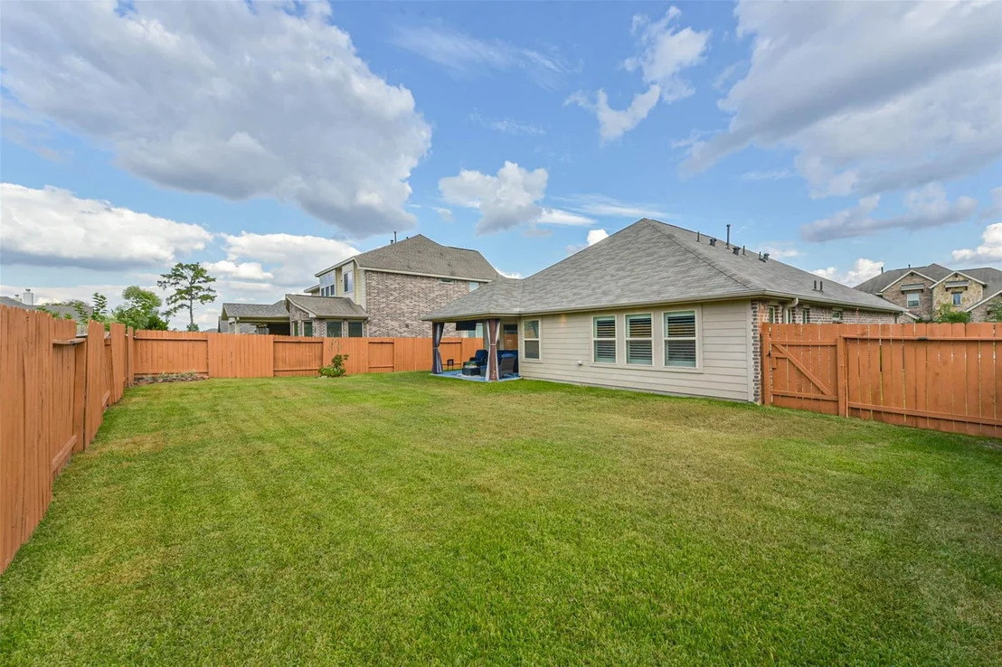 Photo of 9622 Invergarry Way