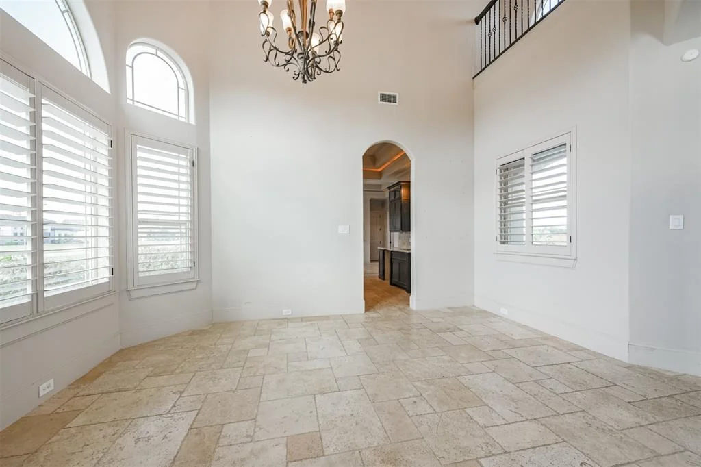 Photo of 317 Red Oak Drive