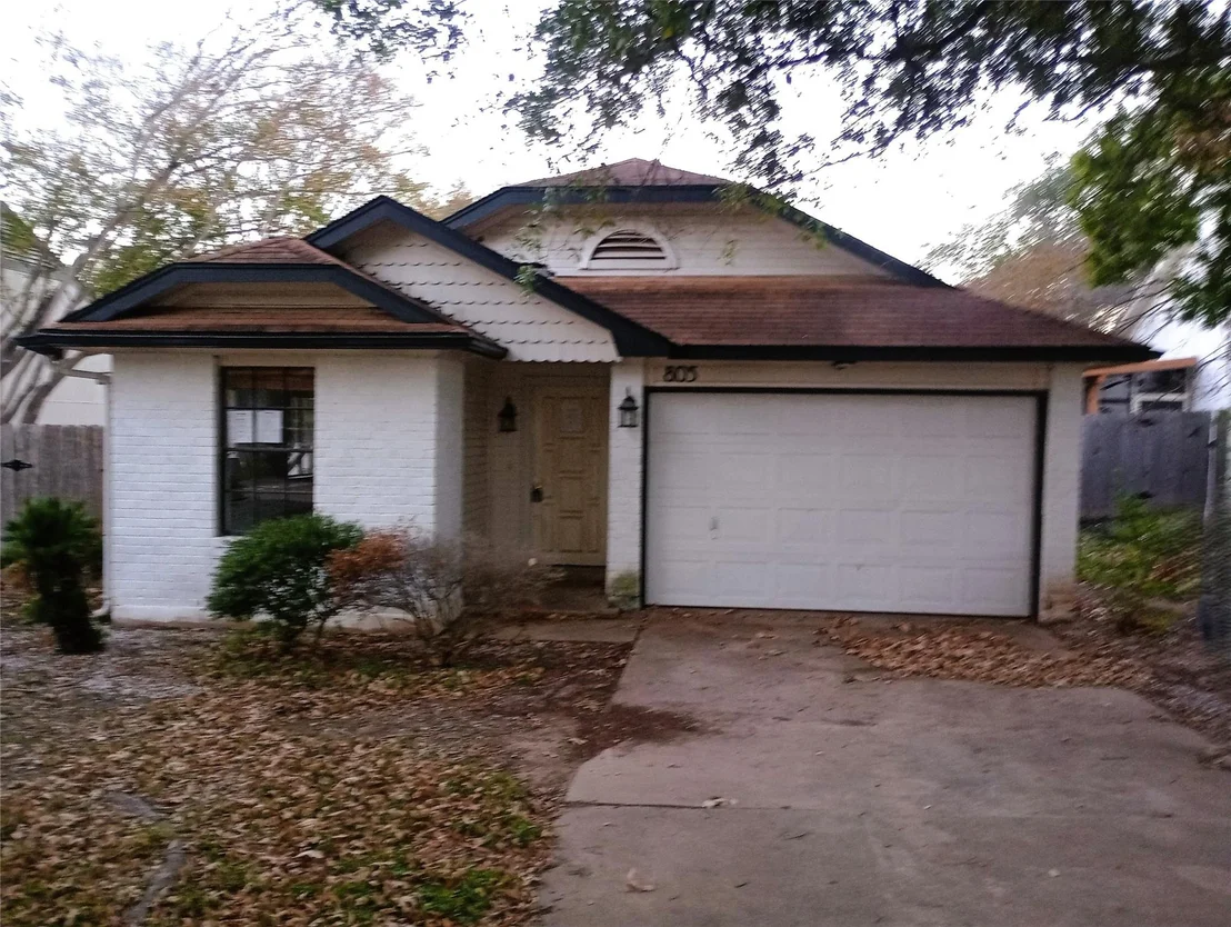 Photo of 805 Kavanagh Drive