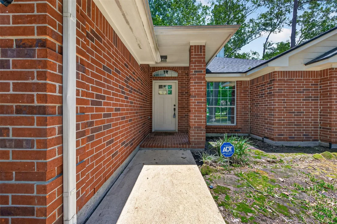 Photo of 18510 Belle Cote Drive
