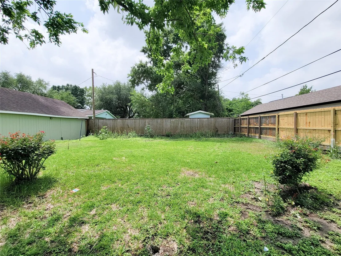 Photo of 8355 Wier
