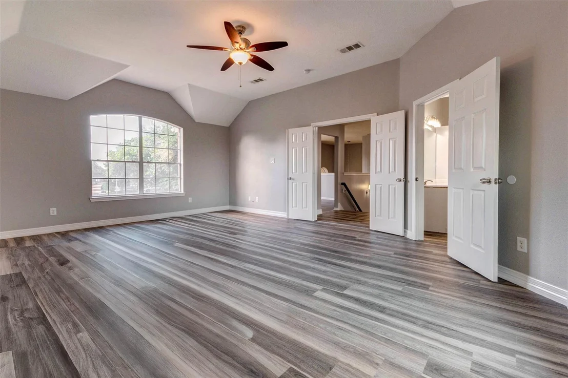 Photo of 21638 Wildcroft Drive