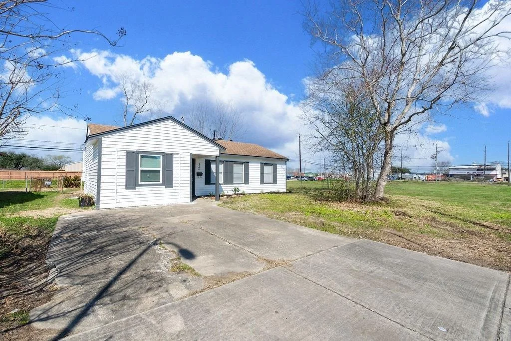 Photo of 112 Allendale Road