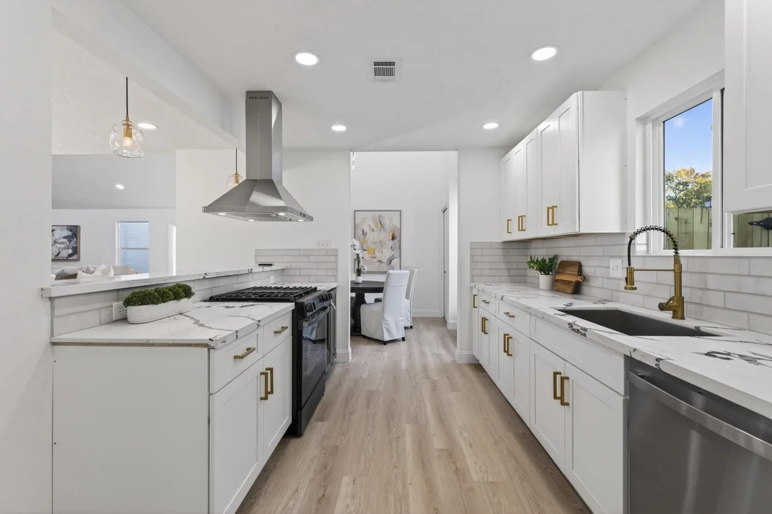 Photo of 6207 Rollingbrook Drive