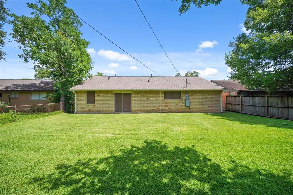Photo of 6027 Dellfern Drive