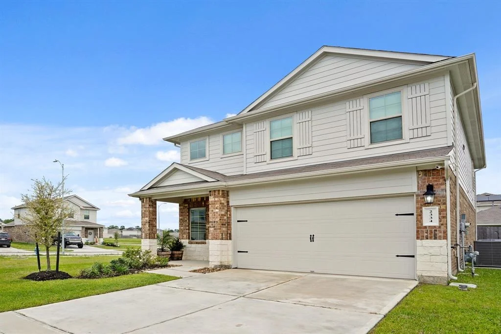 Photo of 2334 Pettingell Way