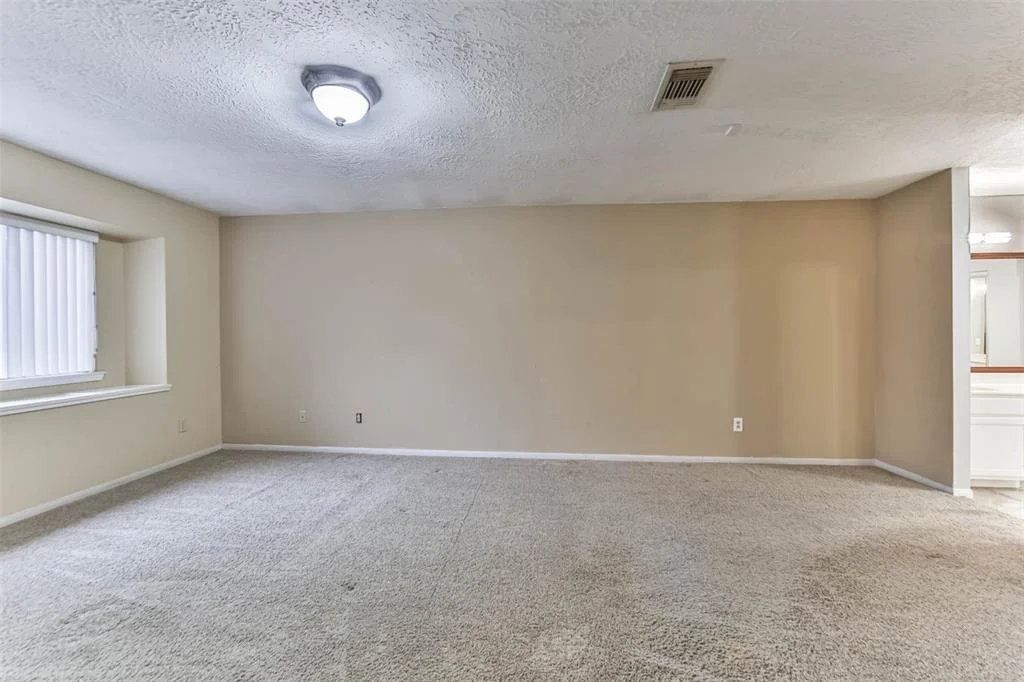 Photo of 7014 Pembrough Lane