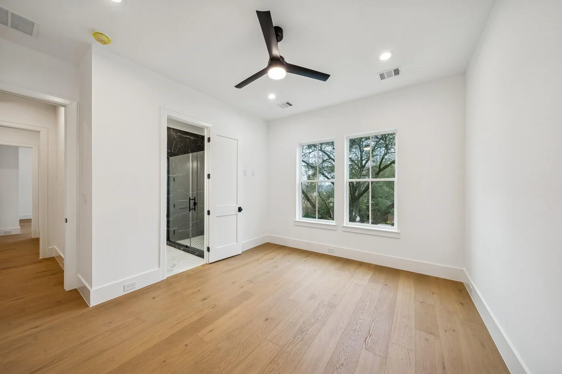 Photo of 1227 Howard Lane