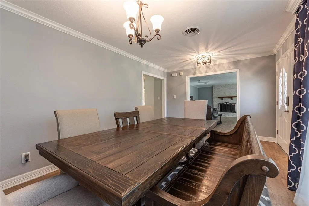 Photo of 1050 Royal Oak Drive