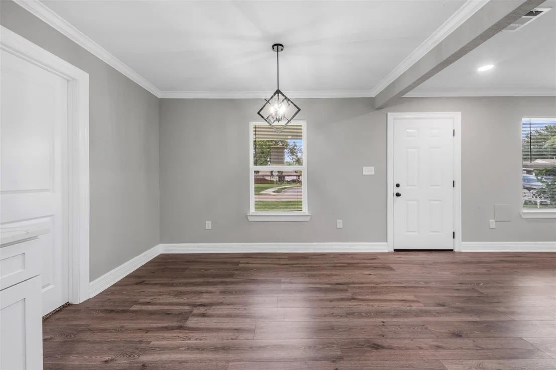 Photo of 2616 Windsor Lane